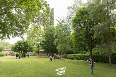 Installazione Orto invisibile Giardino Vicolo del Parchetto Ferrara Visitatori